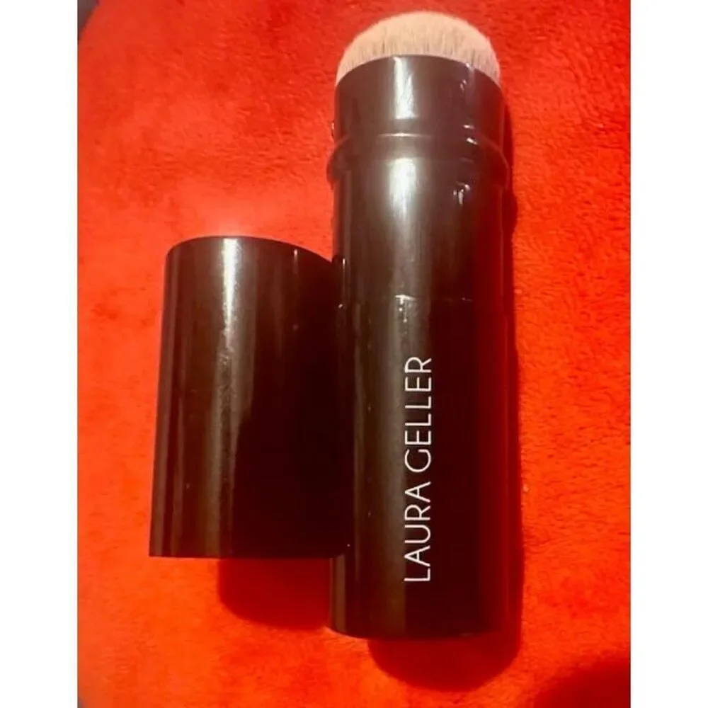 Laura Geller Retractable Airbrush Kabuki Brush for All Face With Aluminum Handle